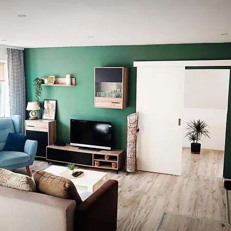 U Edka Przy Dolnej Apartment *